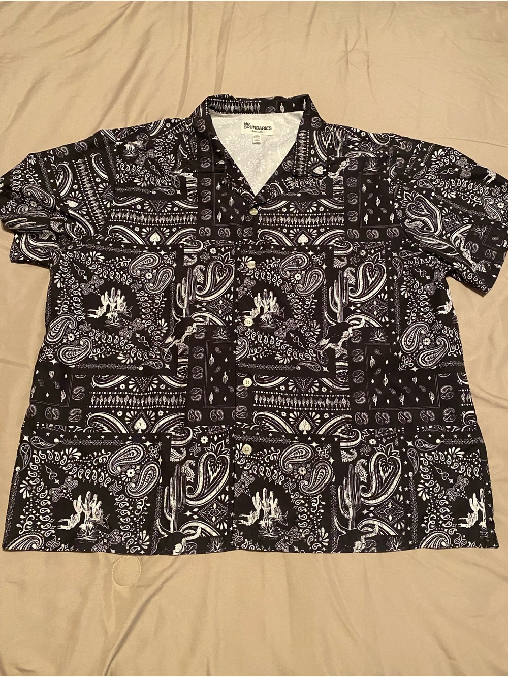 No Boundaries Black Bandana Print Short-Sleeve Button-Down Shirt
